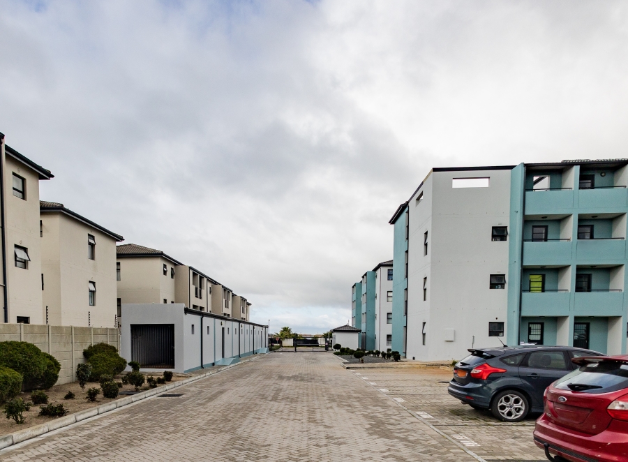 2 Bedroom Property for Sale in Parklands Western Cape